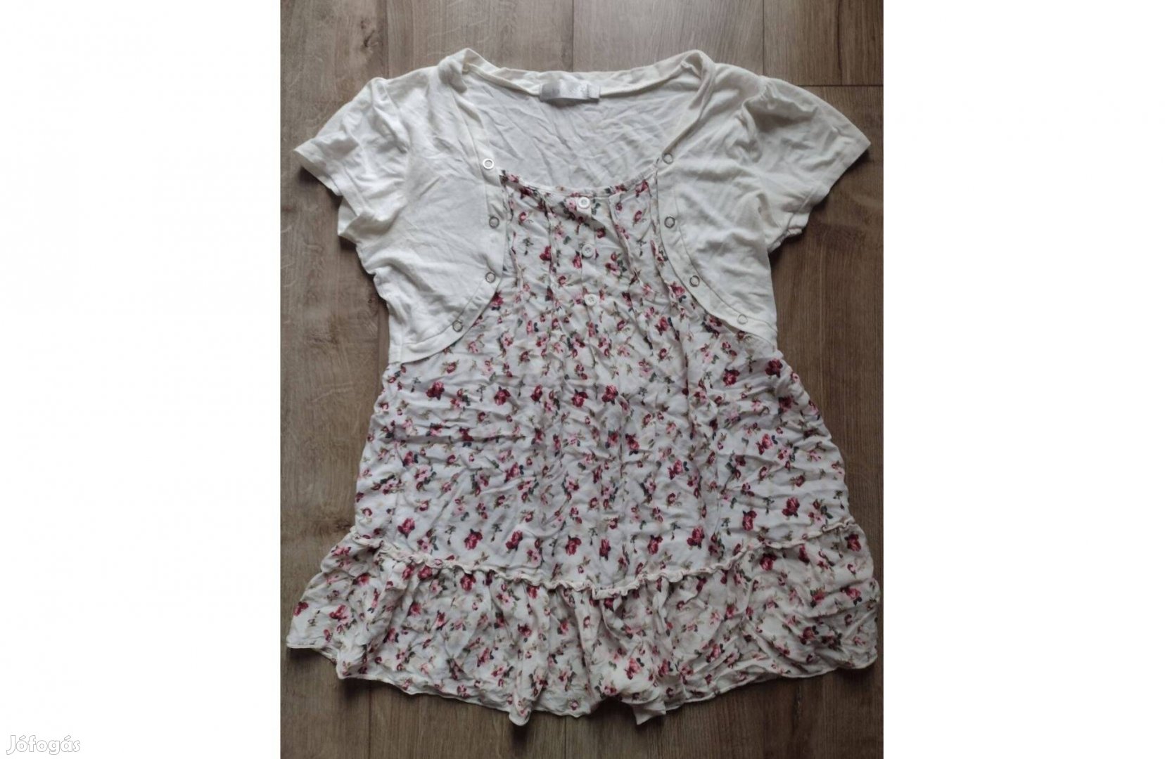 L_ 40 virágos hosszított felső