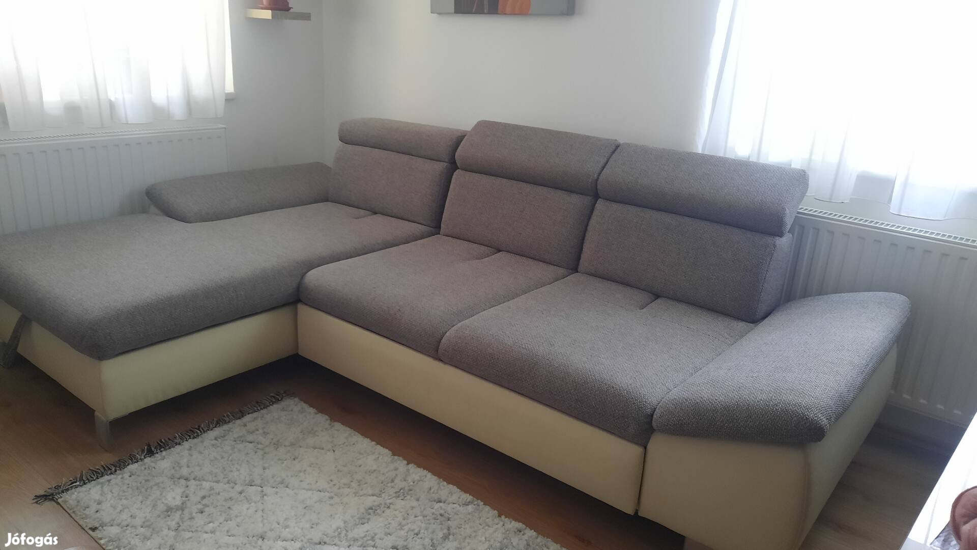L alakú kanapé 300x180