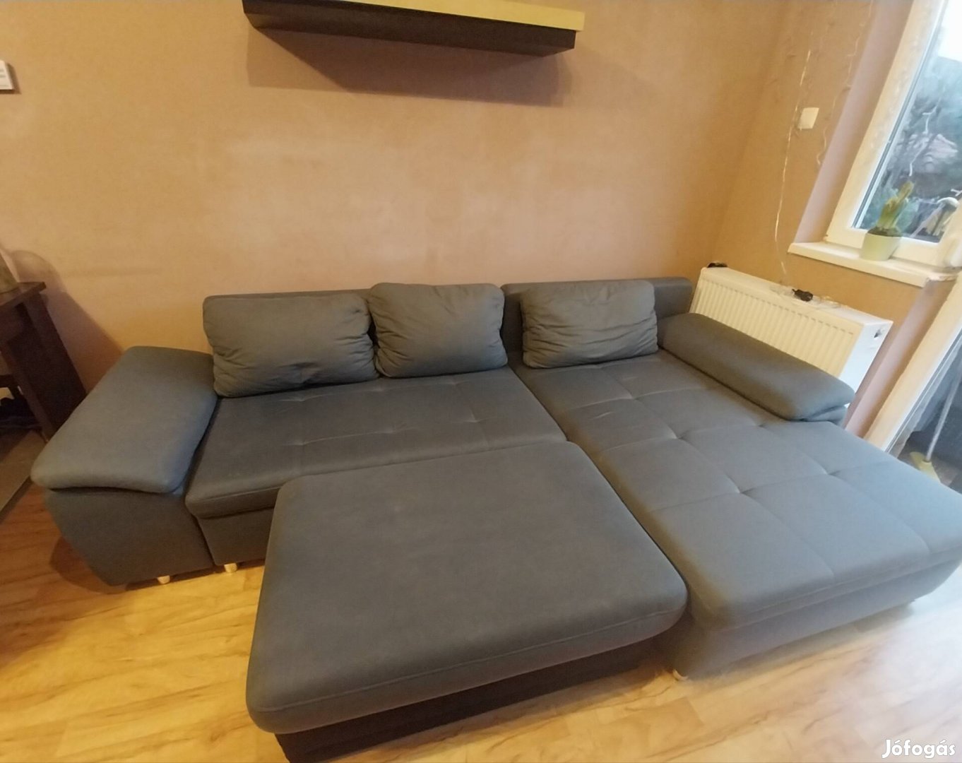 L alakú kanapé eladó