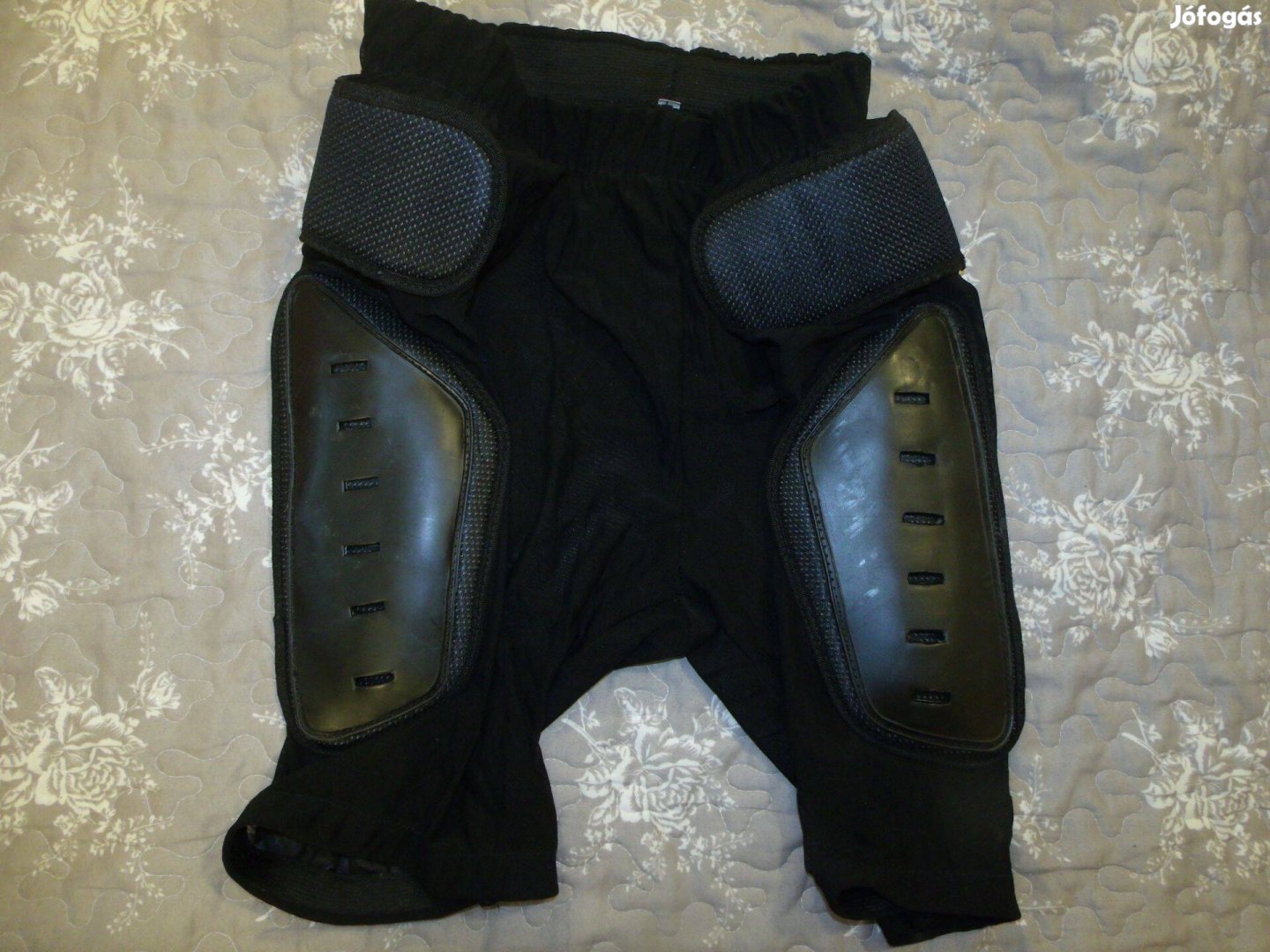 L méretű protektoros alsónadrág aláöltöző short rövidnadrág