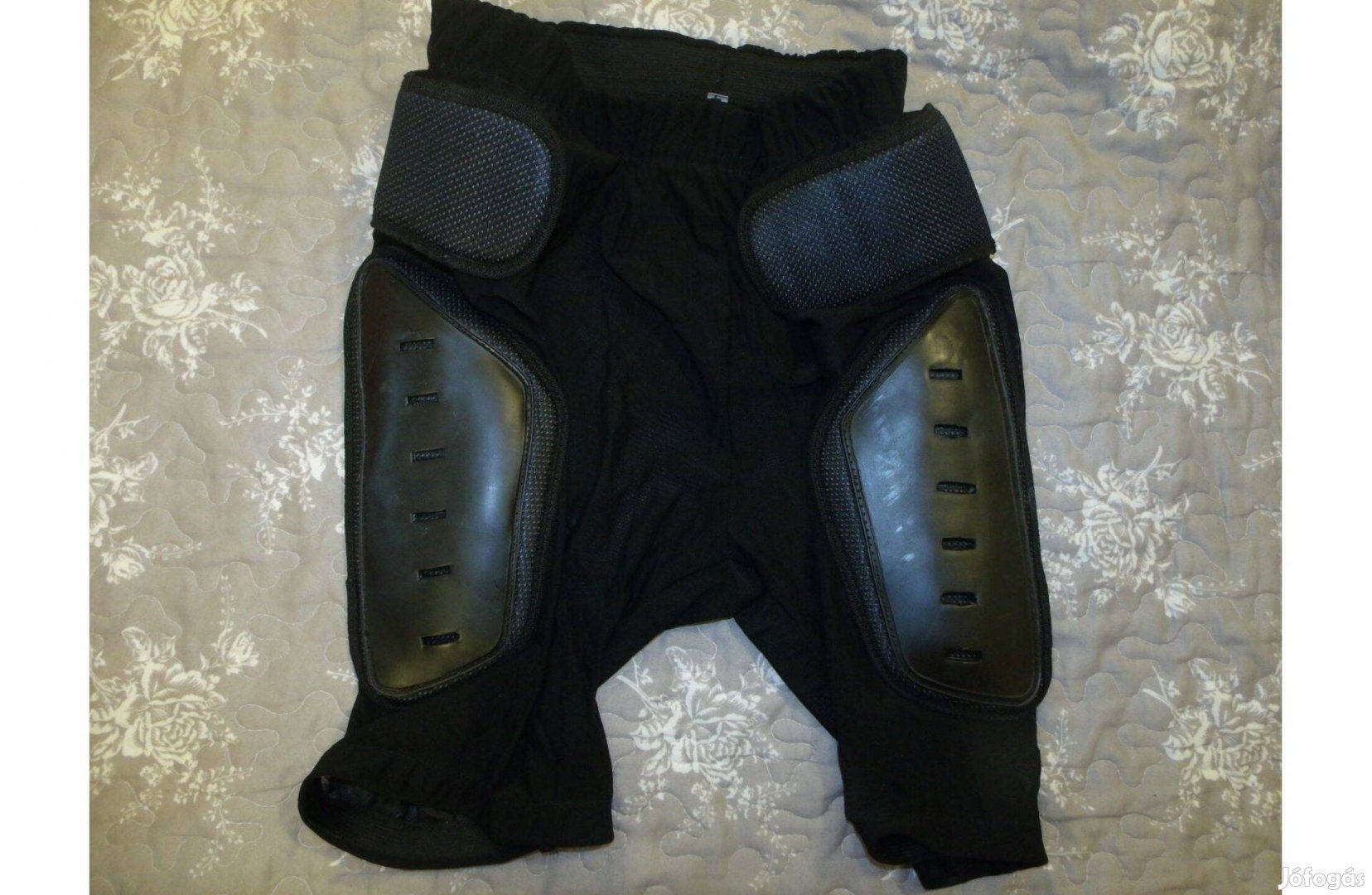 L méretű protektoros alsónadrág aláöltöző short rövidnadrág