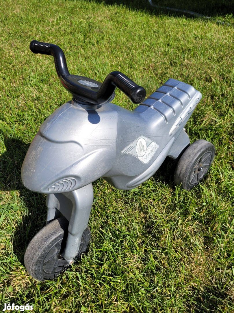 Lábbal hajtható kismotorok