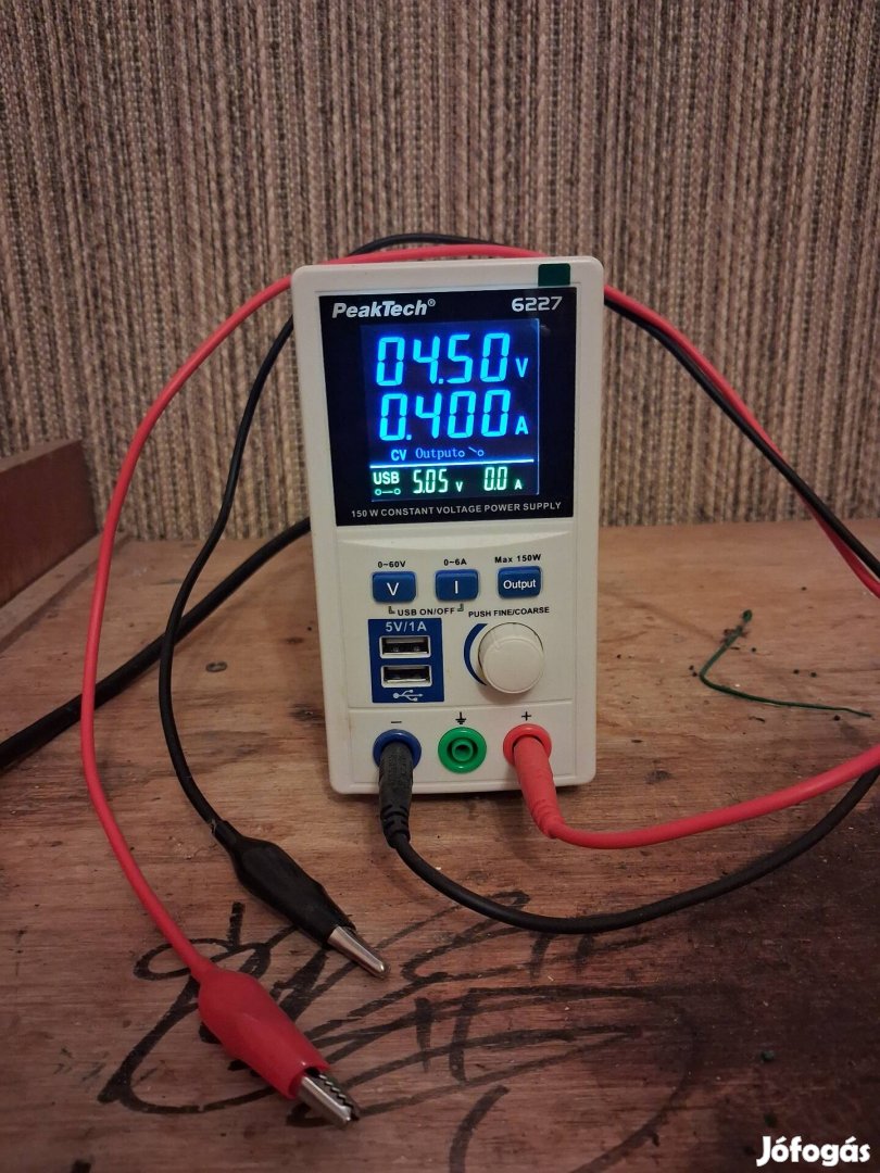 Laboratóriumi tápegység 0-60V 0-6A max 150W