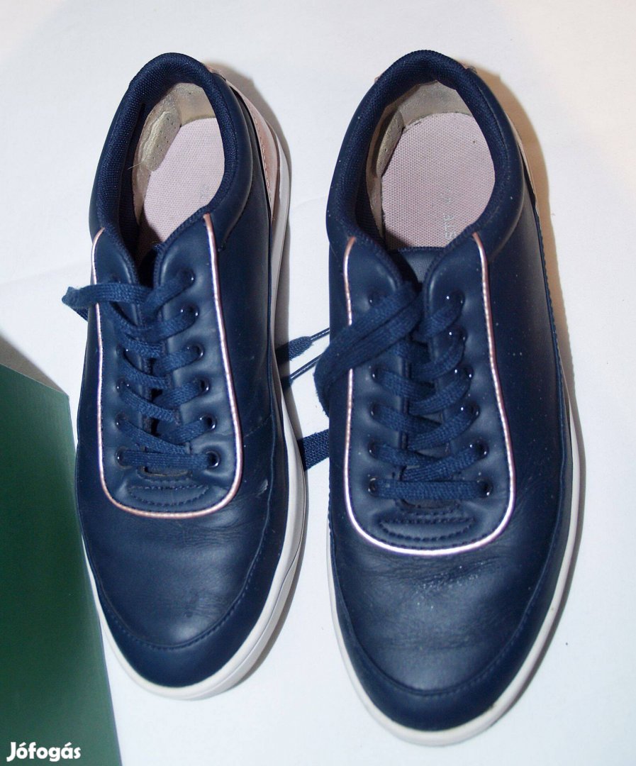 Lacoste 36-os bőrcipő