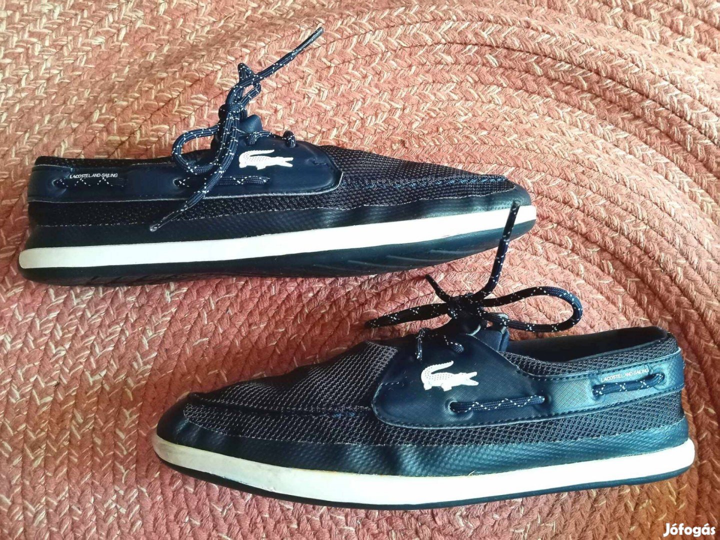 Lacoste 40,5-es cipő