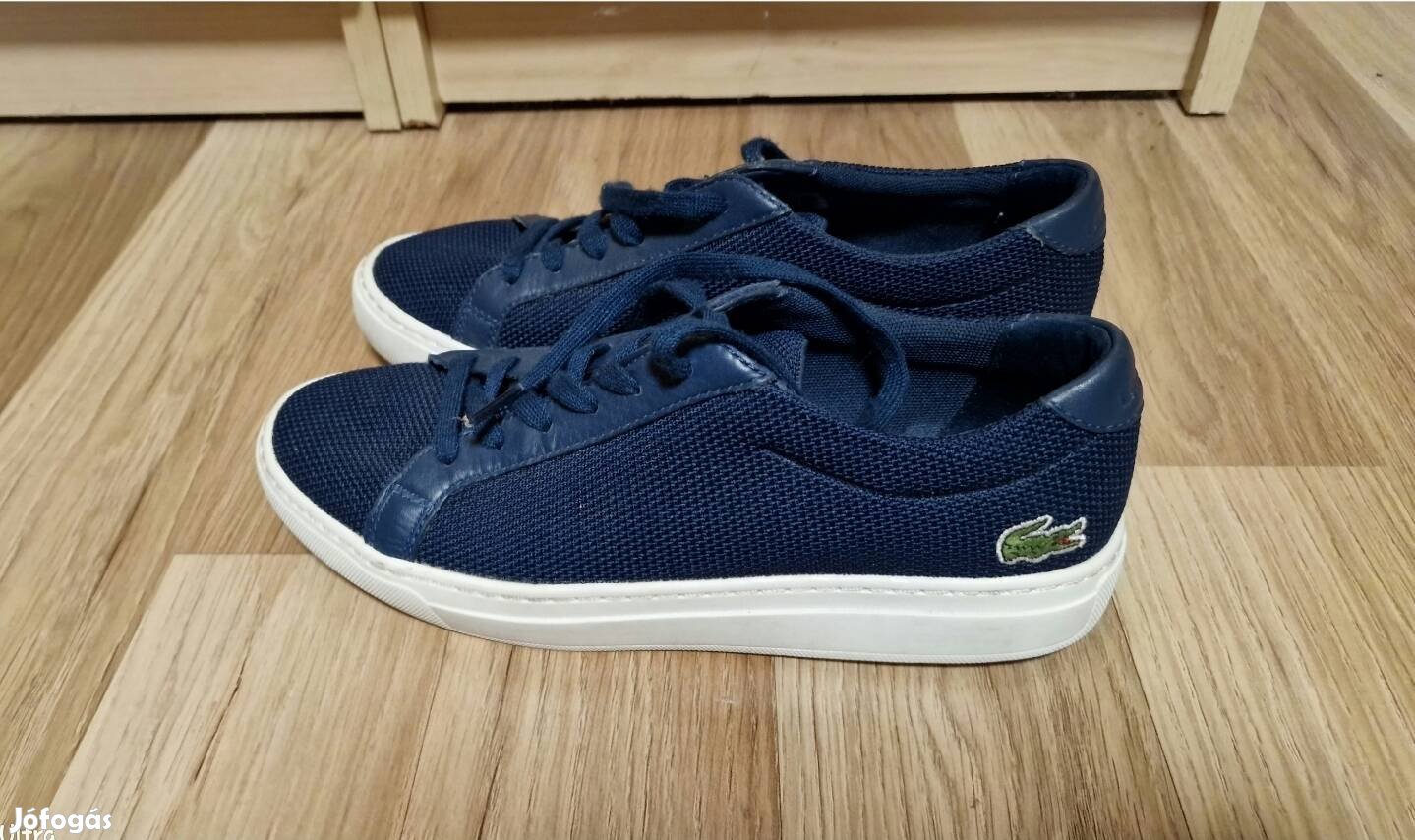 Lacoste fiú cipő