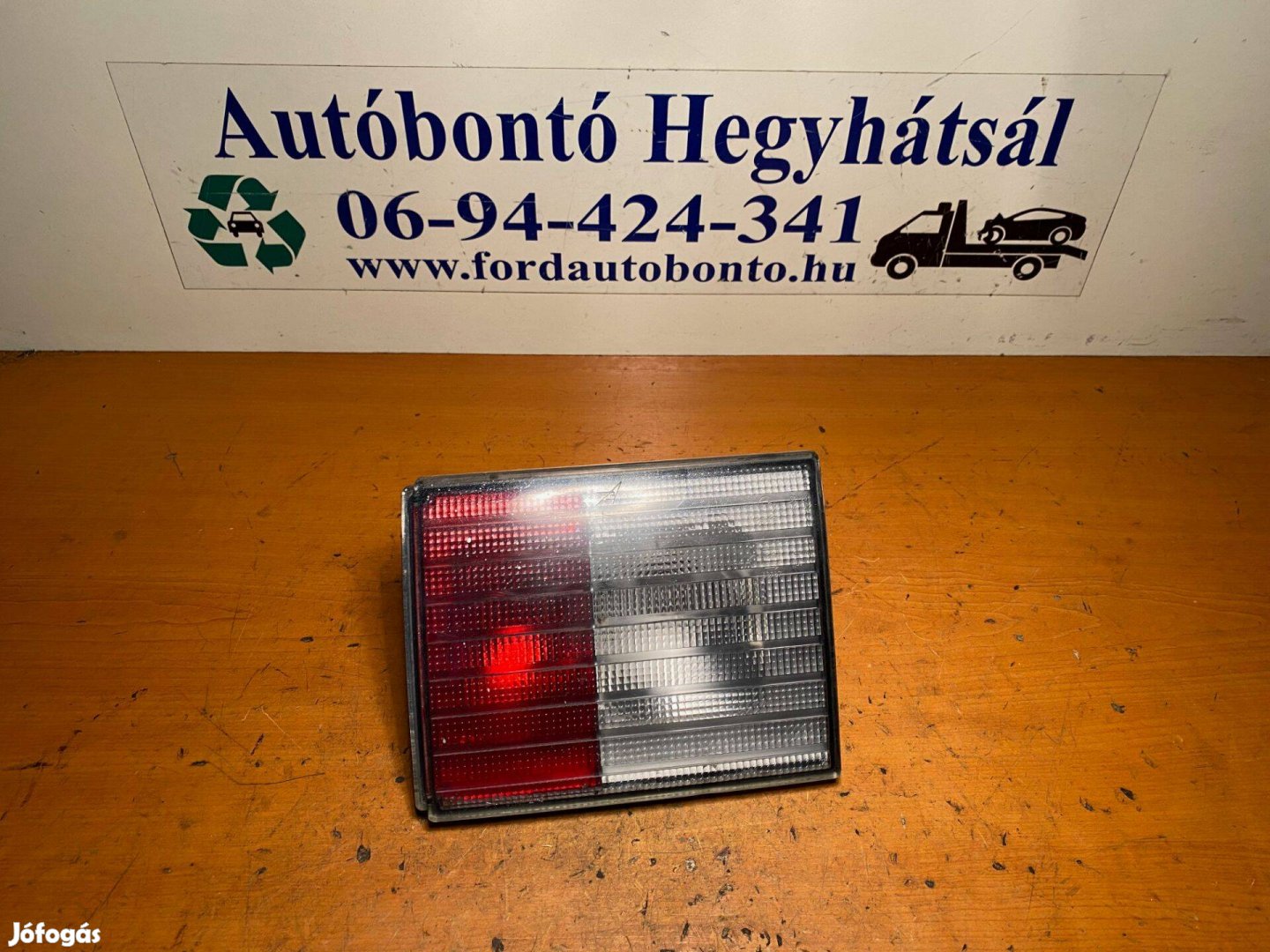 Lada 112 1.6 16V jobb hátsó belső lámpa