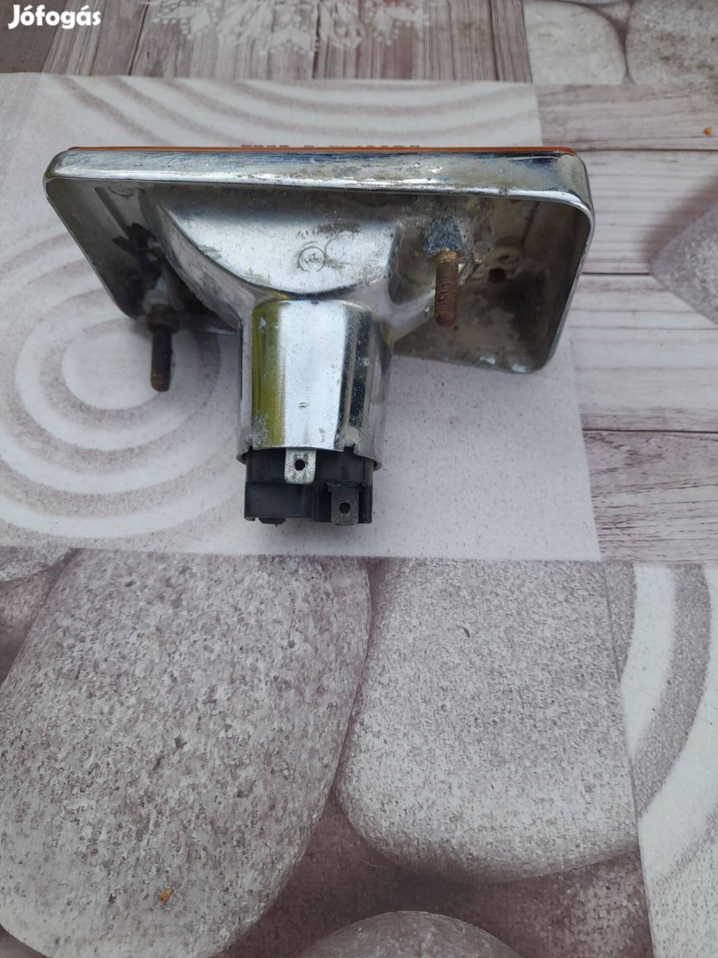 Lada 1200 eredeti irányjelző