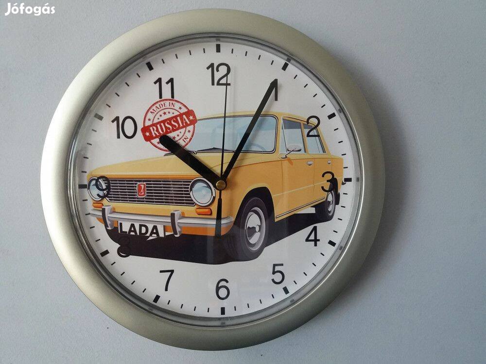 Lada 1200 falióra