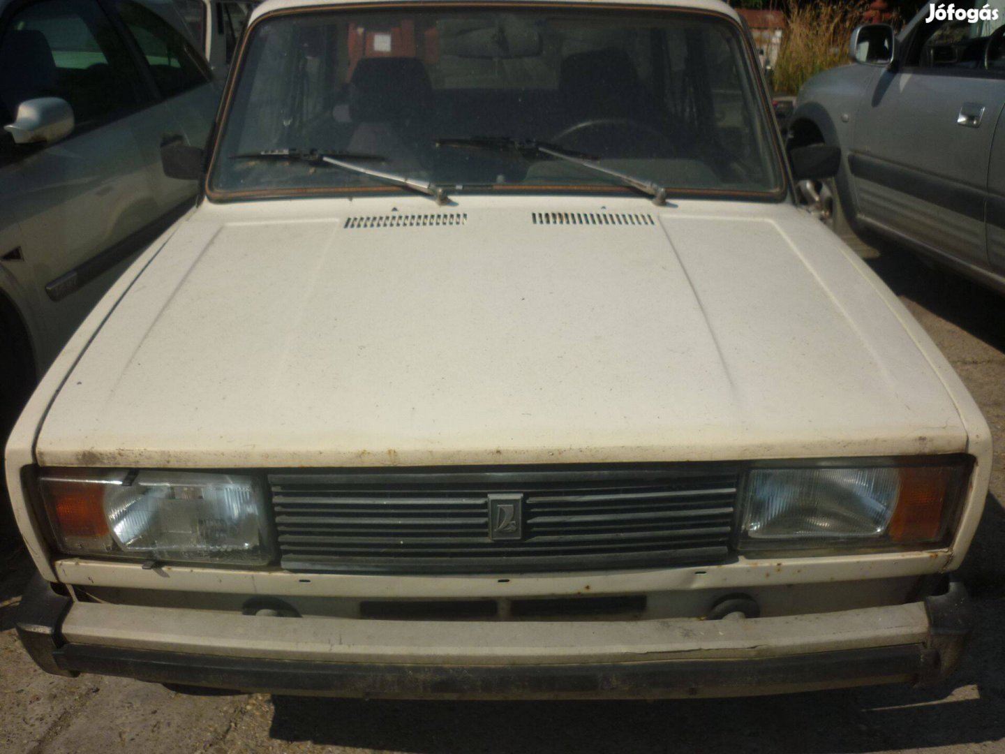 Lada 1300 cm alkatrészek eladók