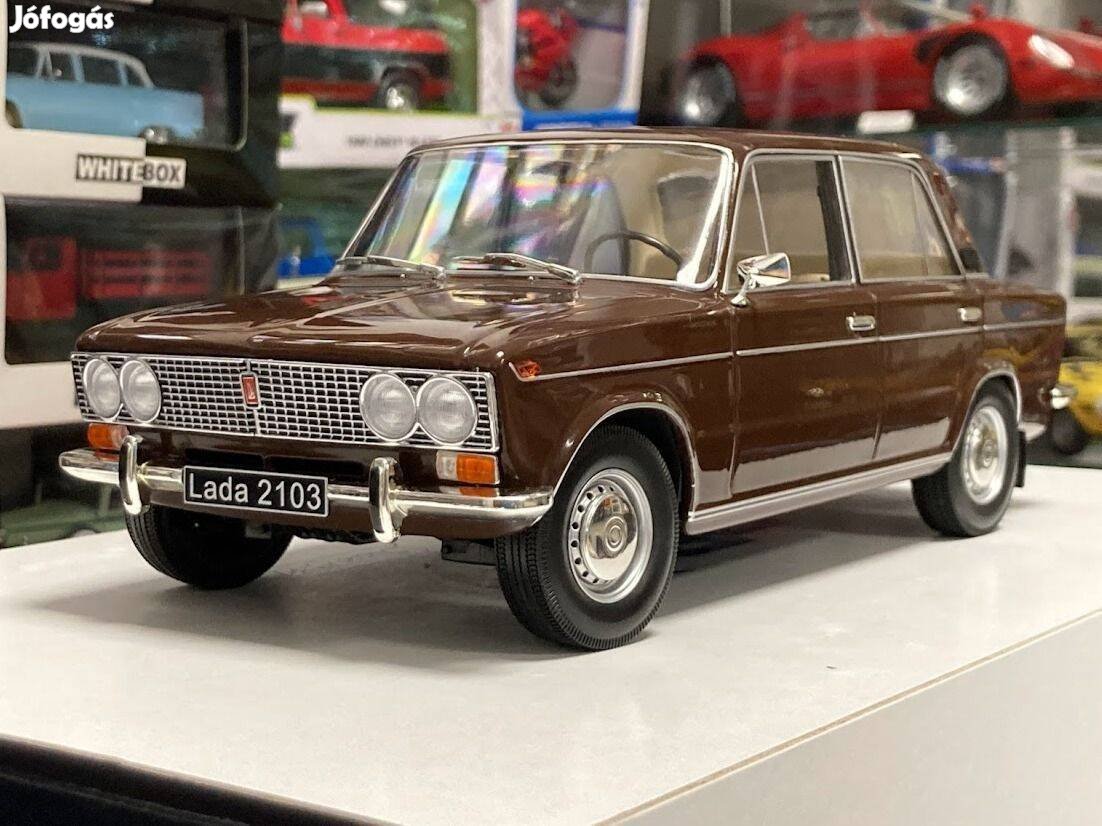 Lada 1500 2103 1972 brown 1:18 1/18 Triple9