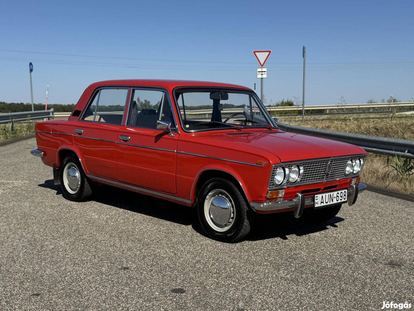 Lada 1500 .....