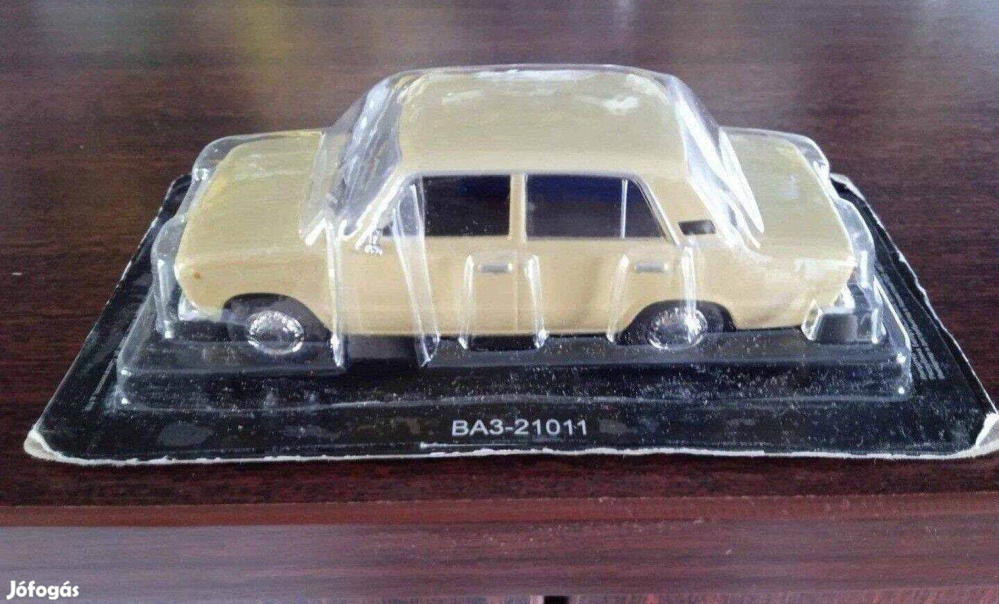 Lada 21011 kisauto modell 1/43 Eladó