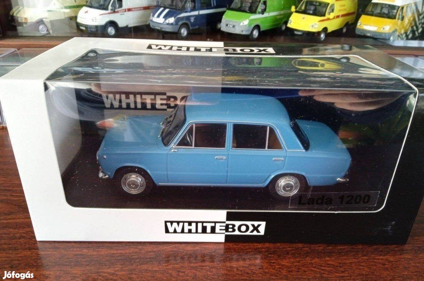 Lada 2101 kék White-Box kisauto modell 1/24 Eladó