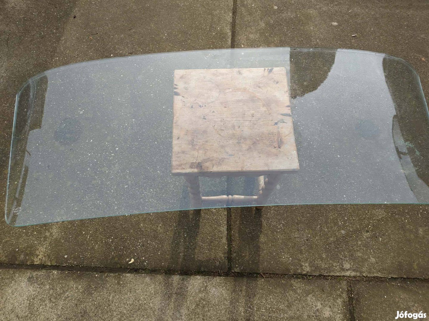 Lada 2103 hátsó szélvédő