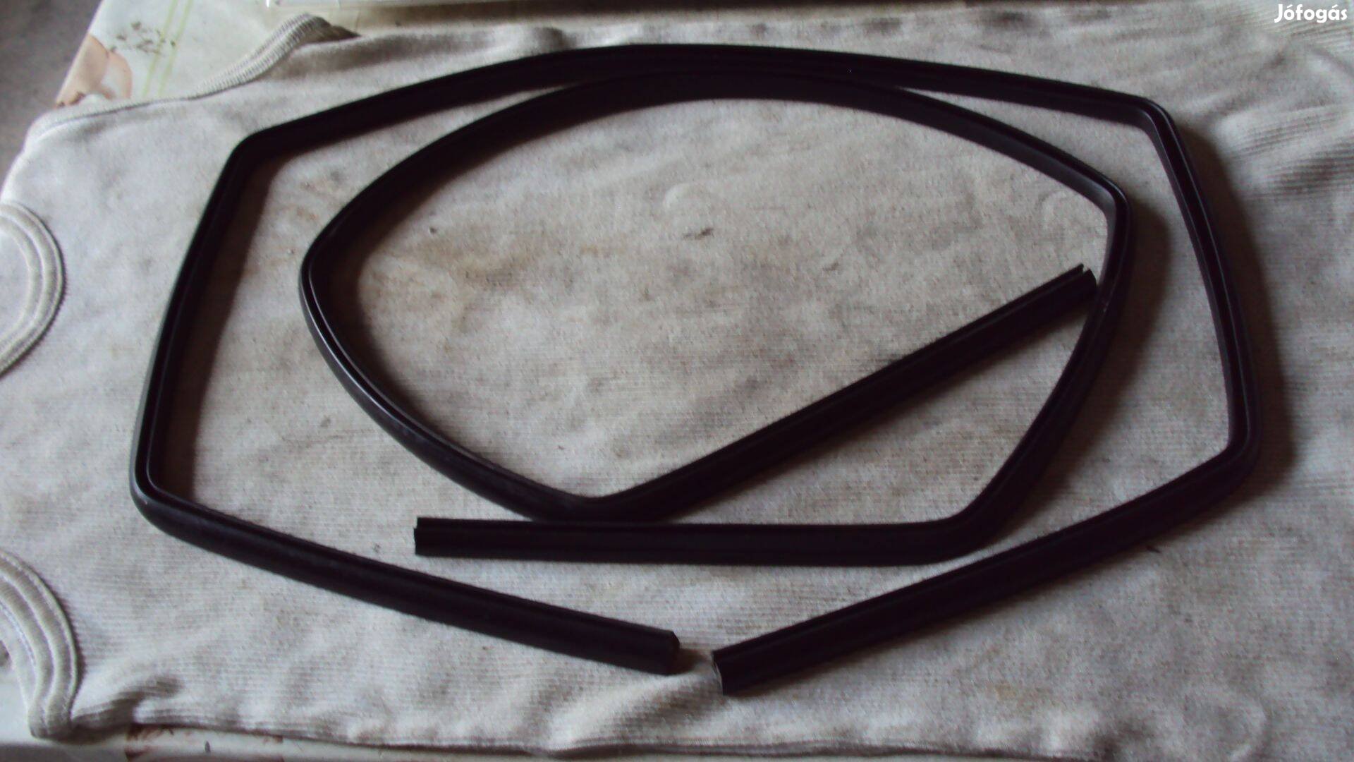 Lada 2105-2107 hátsó lámpabúra alatti gumitömítés