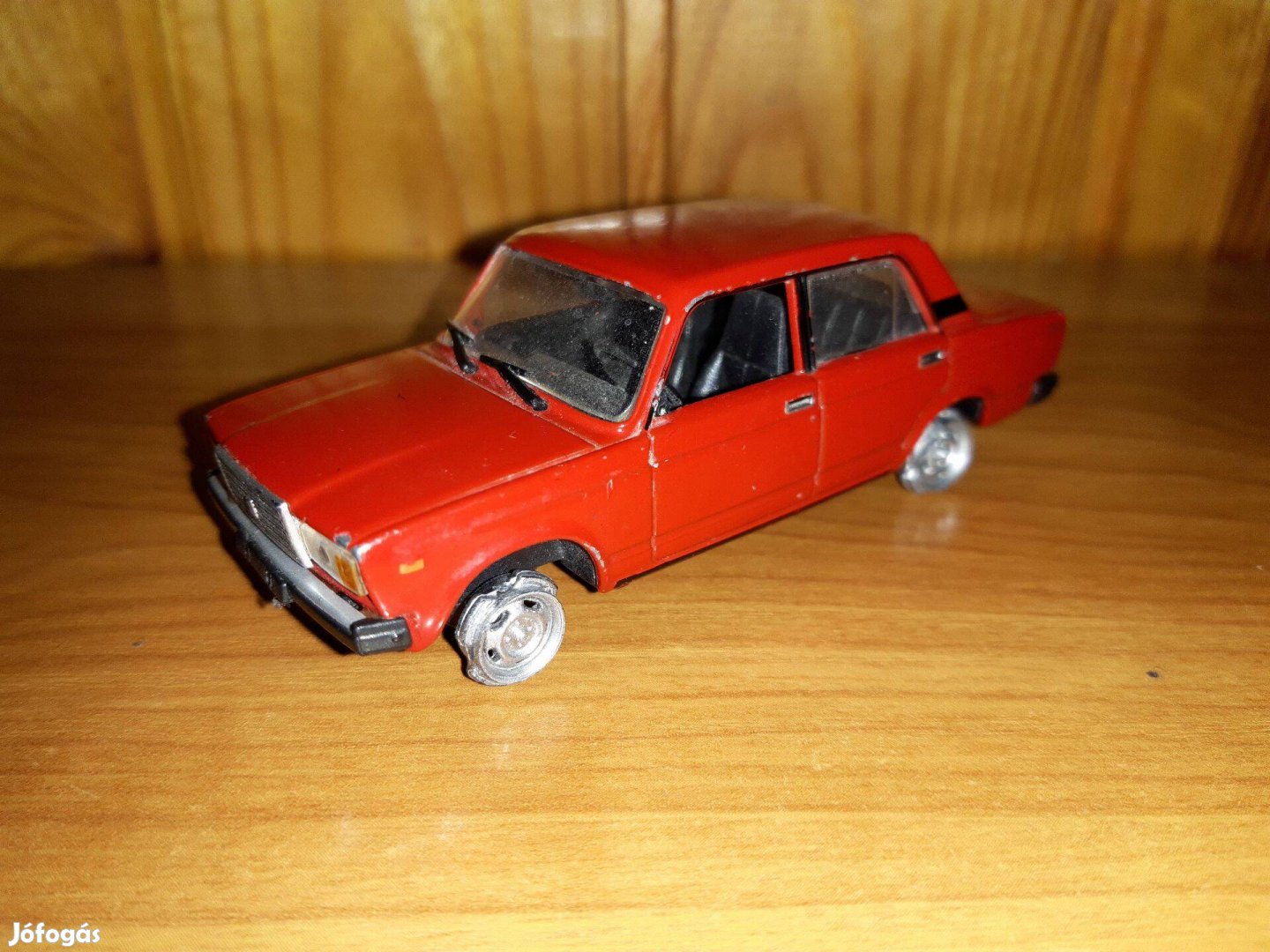 Lada 2107 - piros - Edicola - 1:43 Made In P.R.C kisautó autó modell