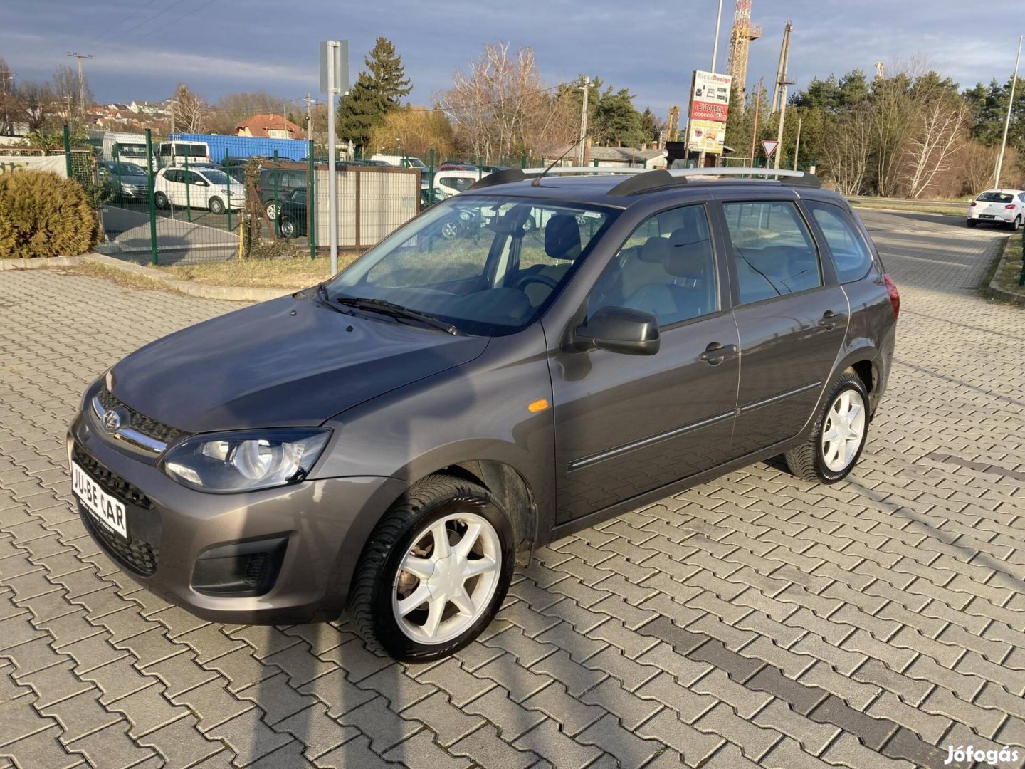 Lada Kalina 1.6 Standard benzin-gáz üzemű. szer...