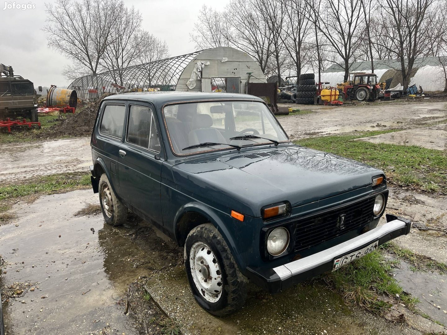 Lada Niva 1.7 i.     .