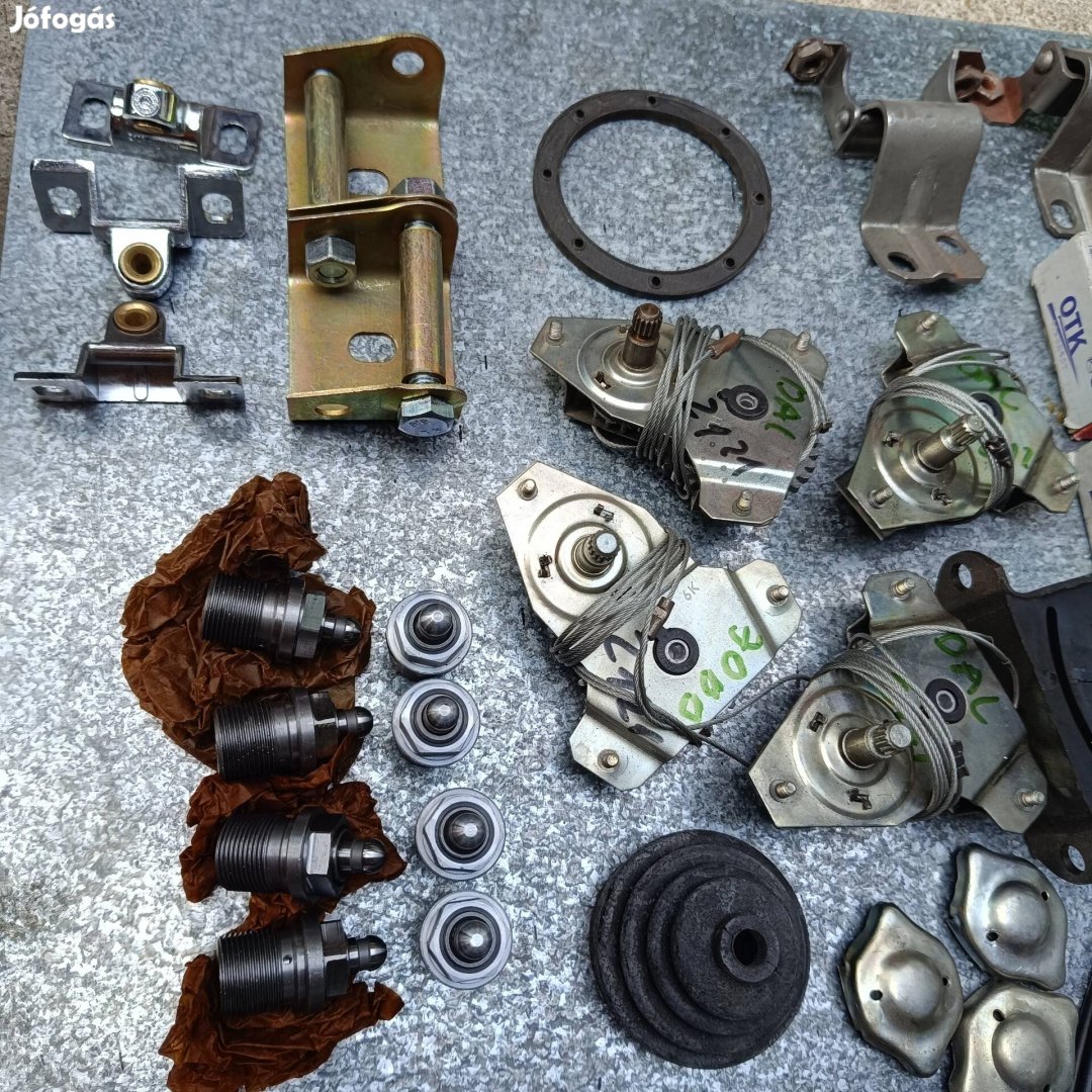 Lada Niva apróságok eladó 