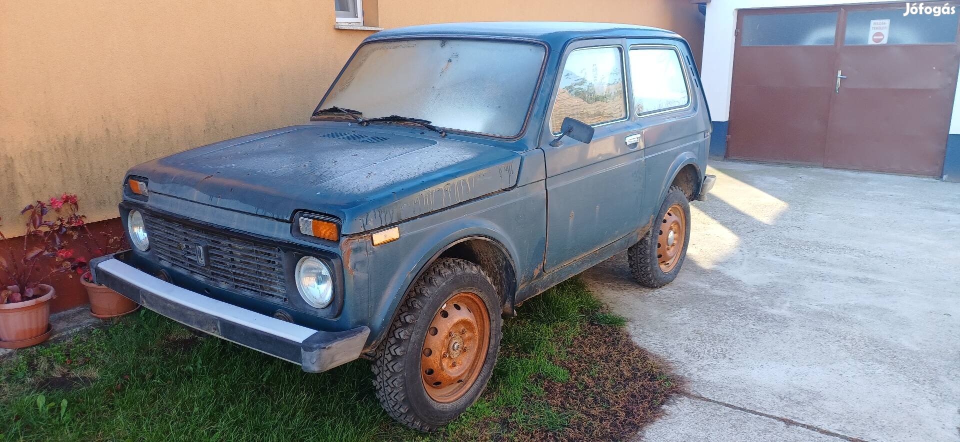 Lada Niva bontás!