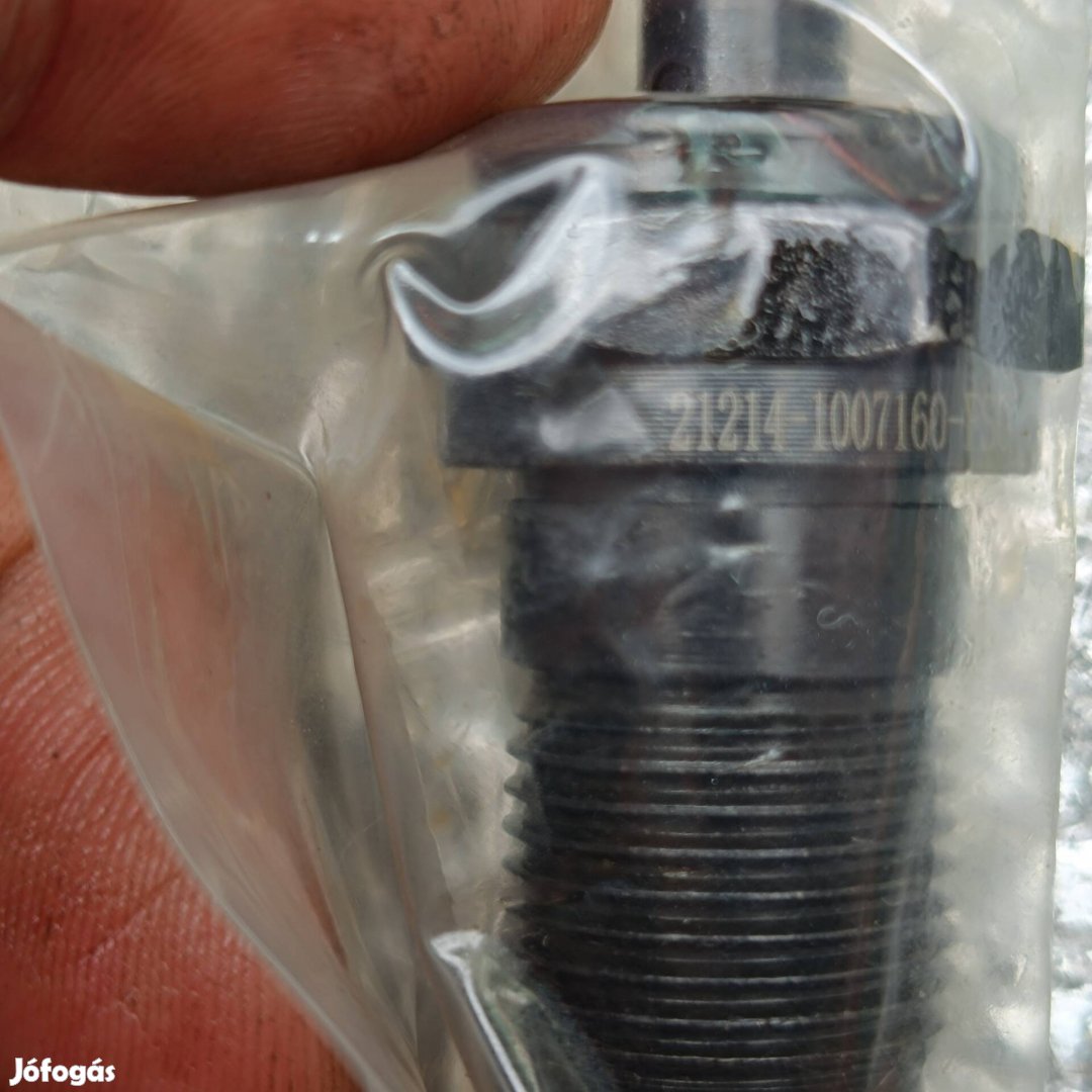 Lada Niva hidraulikus szelep emelő 