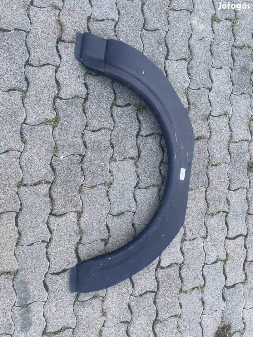 Lada Niva sárvédő (bal)