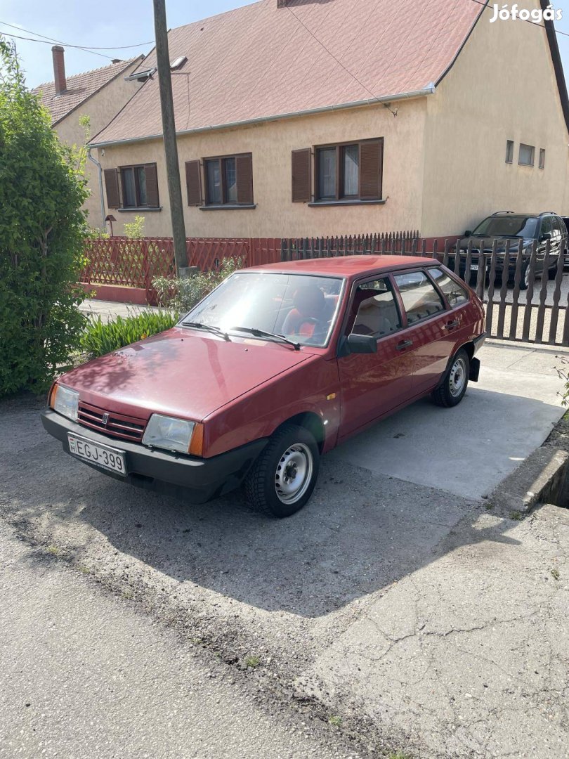 Lada Samara 21093