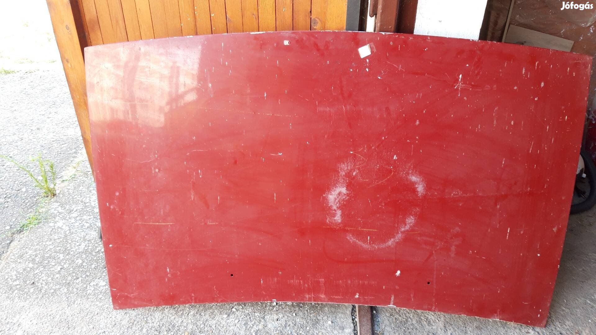 Lada Szamara motorházterő újszerű állapotú