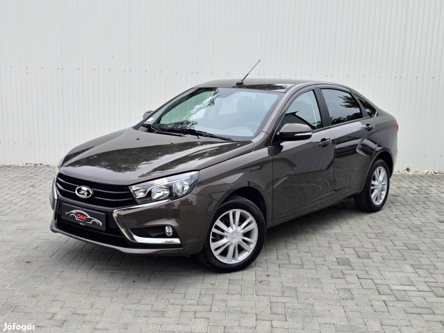 Lada Vesta 1.6 Lux (Automata) Navi.Kamera.PDC.Ü...