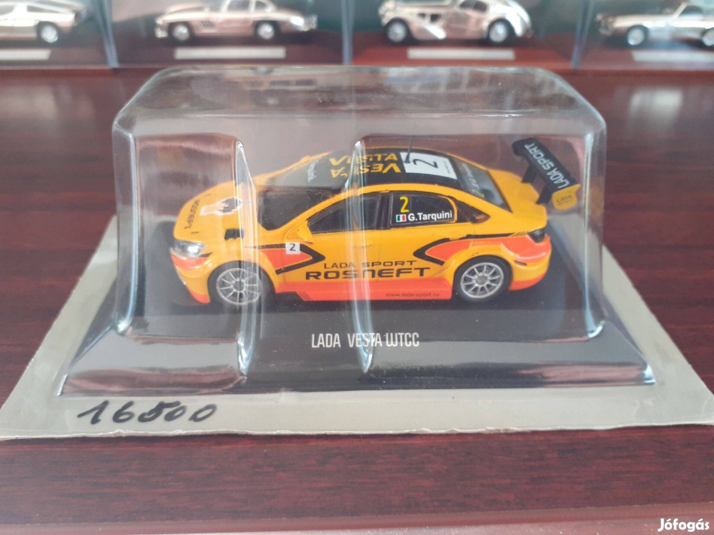 Lada Vesta WTCC kisauto modell 1/43 Eladó