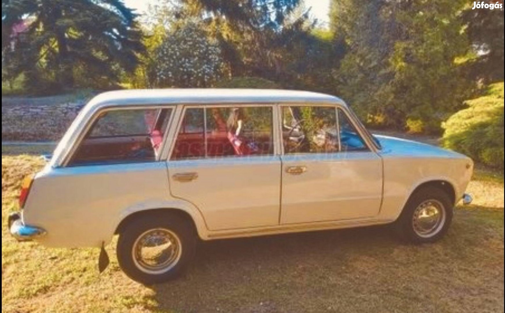 Lada Zsiguli 2102 Piros beltér