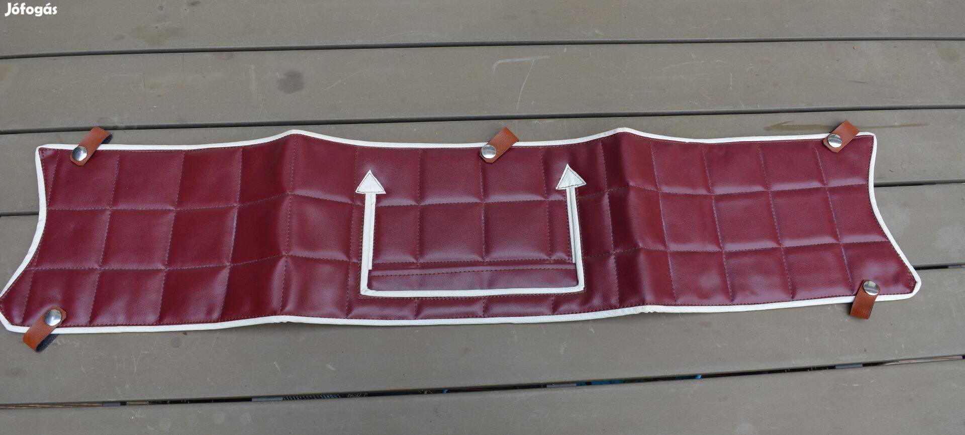 Lada Zsiguli VAZ 2101 2102 új hűtő takaró hűtőtakaró bordó