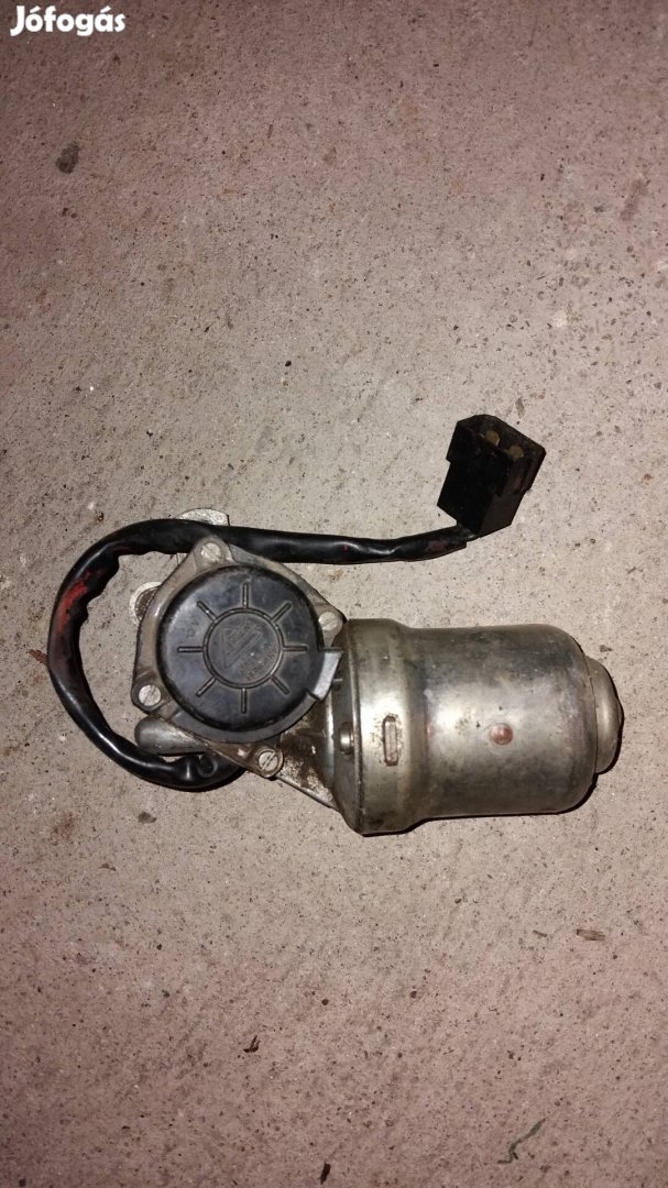 Lada ablaktörlő motor