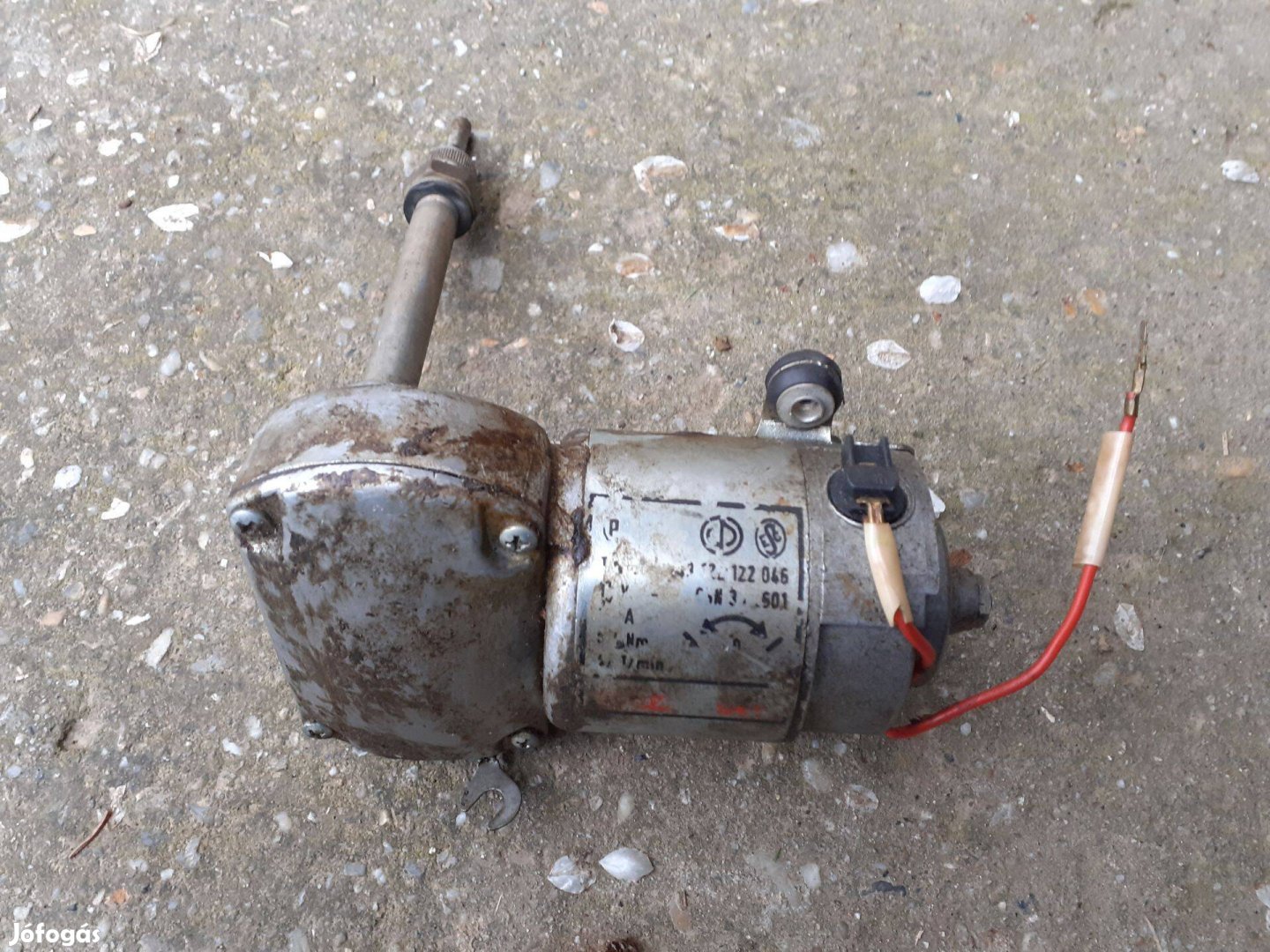 Lada ablaktörlő motor