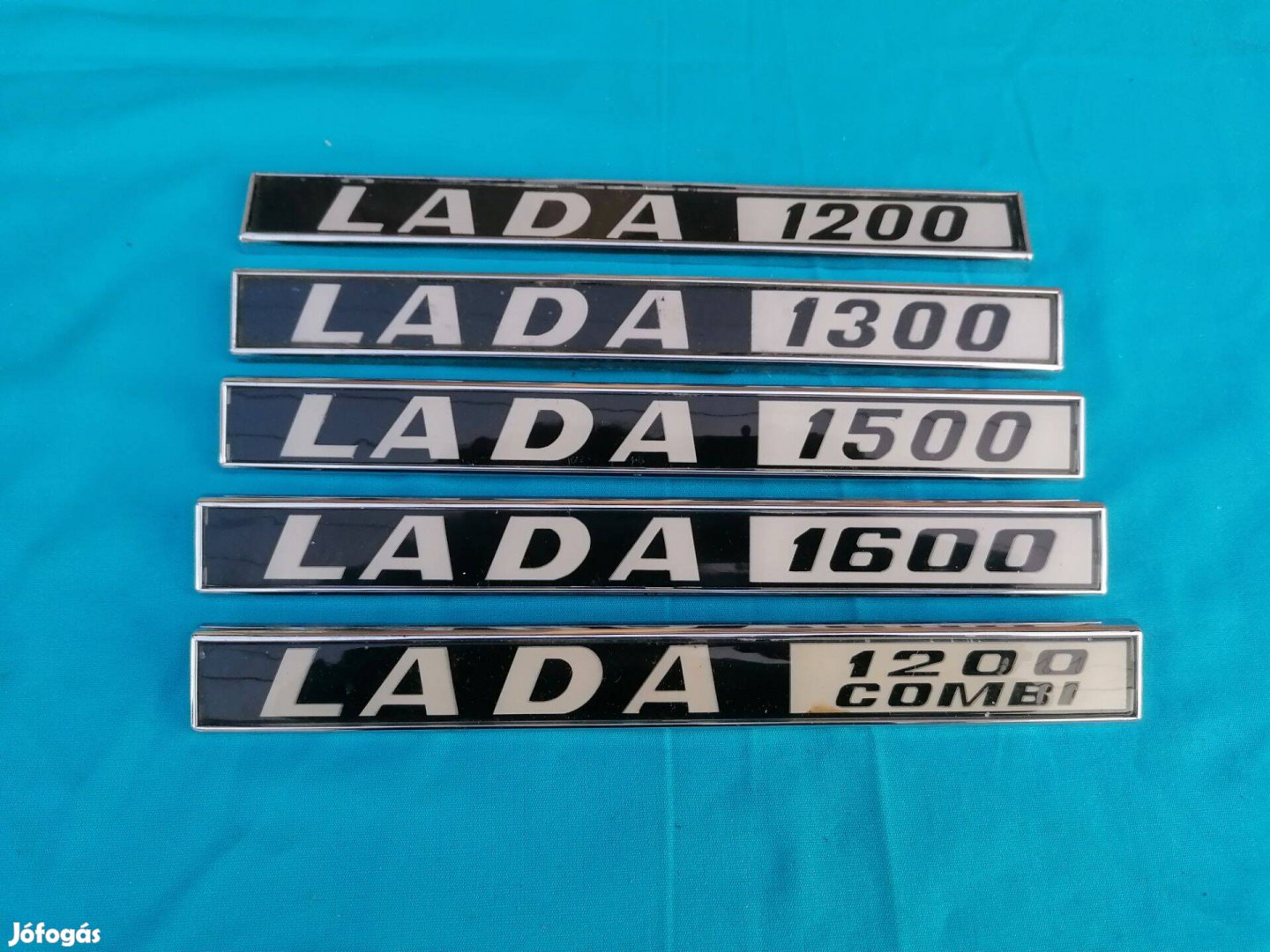 Lada család több típusához eredeti gyári és Új hátsó feliratok