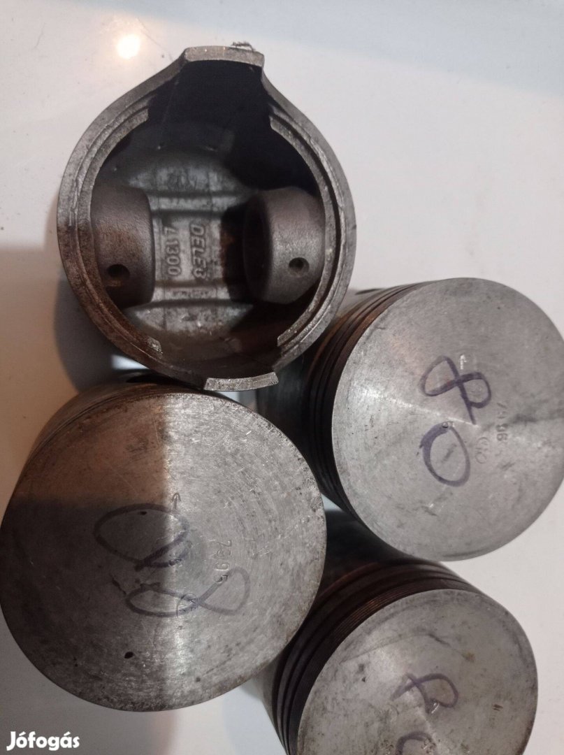 Lada dugattyú 80mm-es 4db eladó