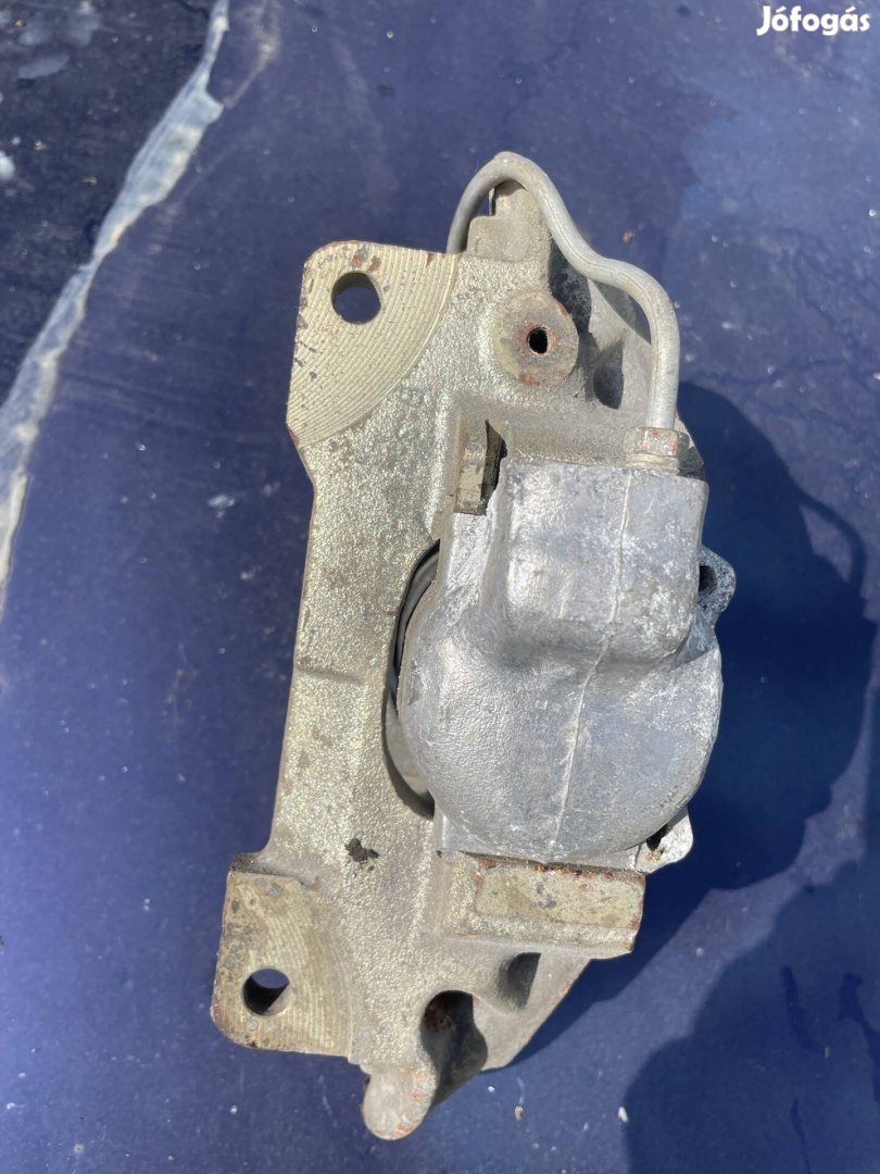 Lada elso feknyereg uj