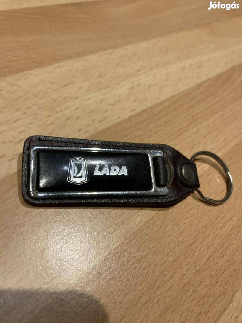 Lada kulcstartó