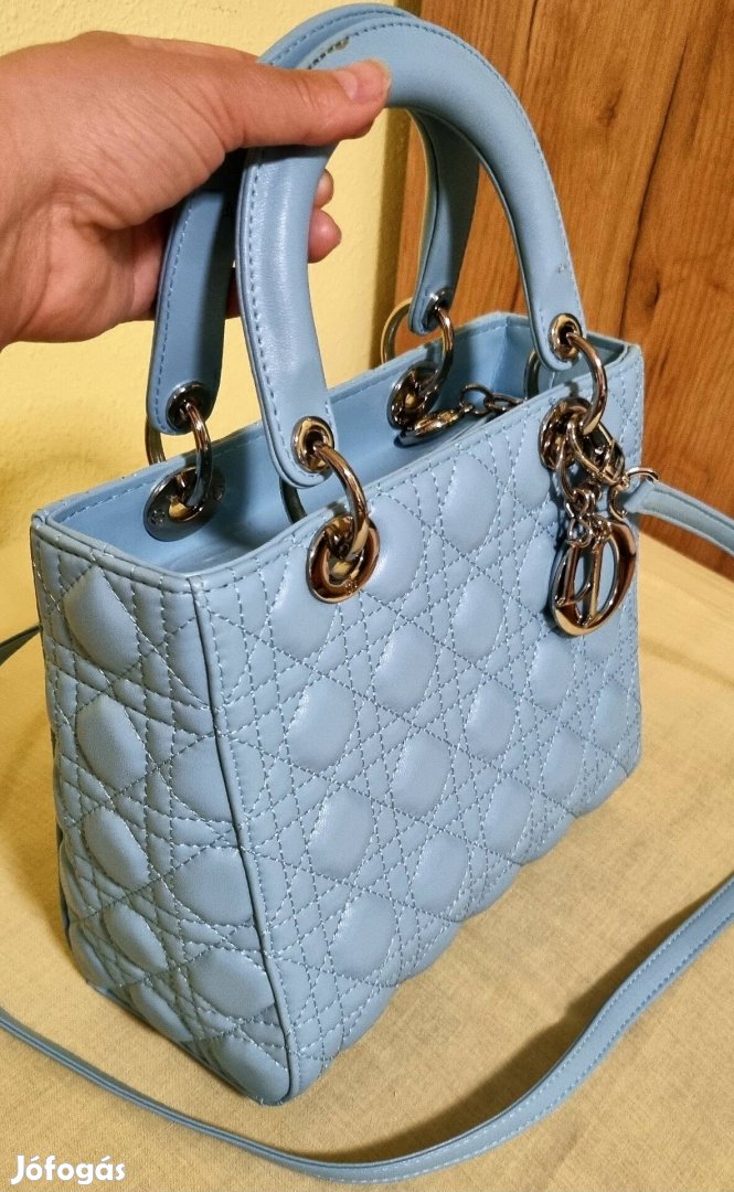Lady Dior táska