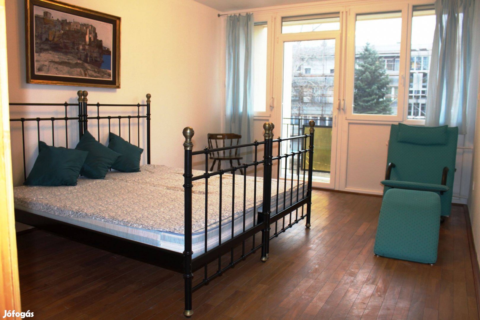 Lakás kiadó Szentendre - óvoda iskola uszoda park - jó