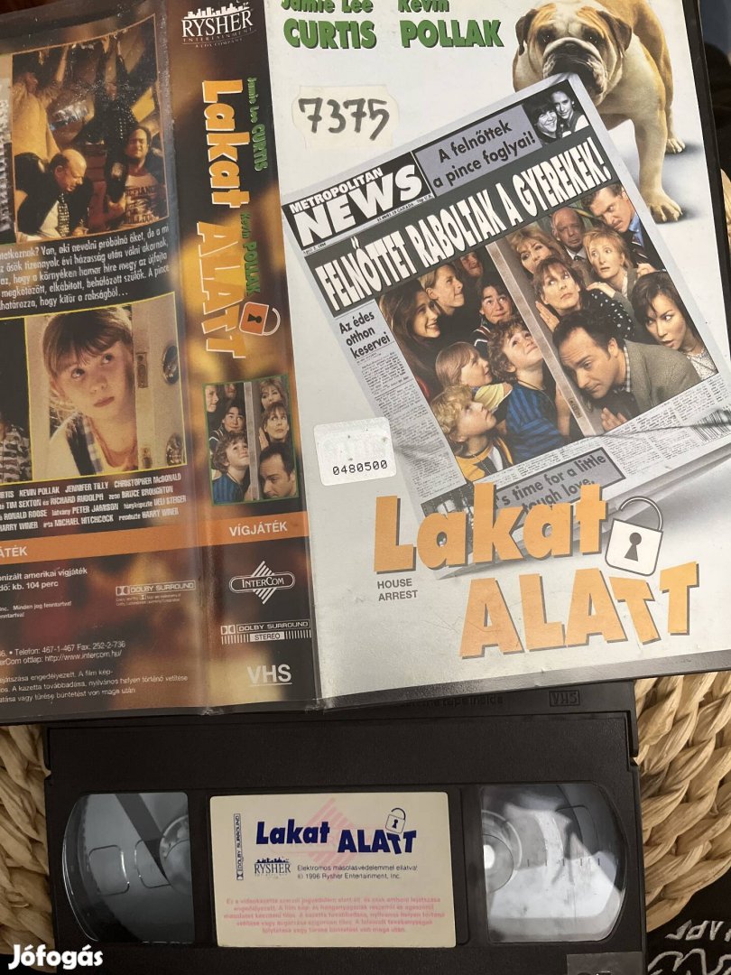 Lakat alatt vhs