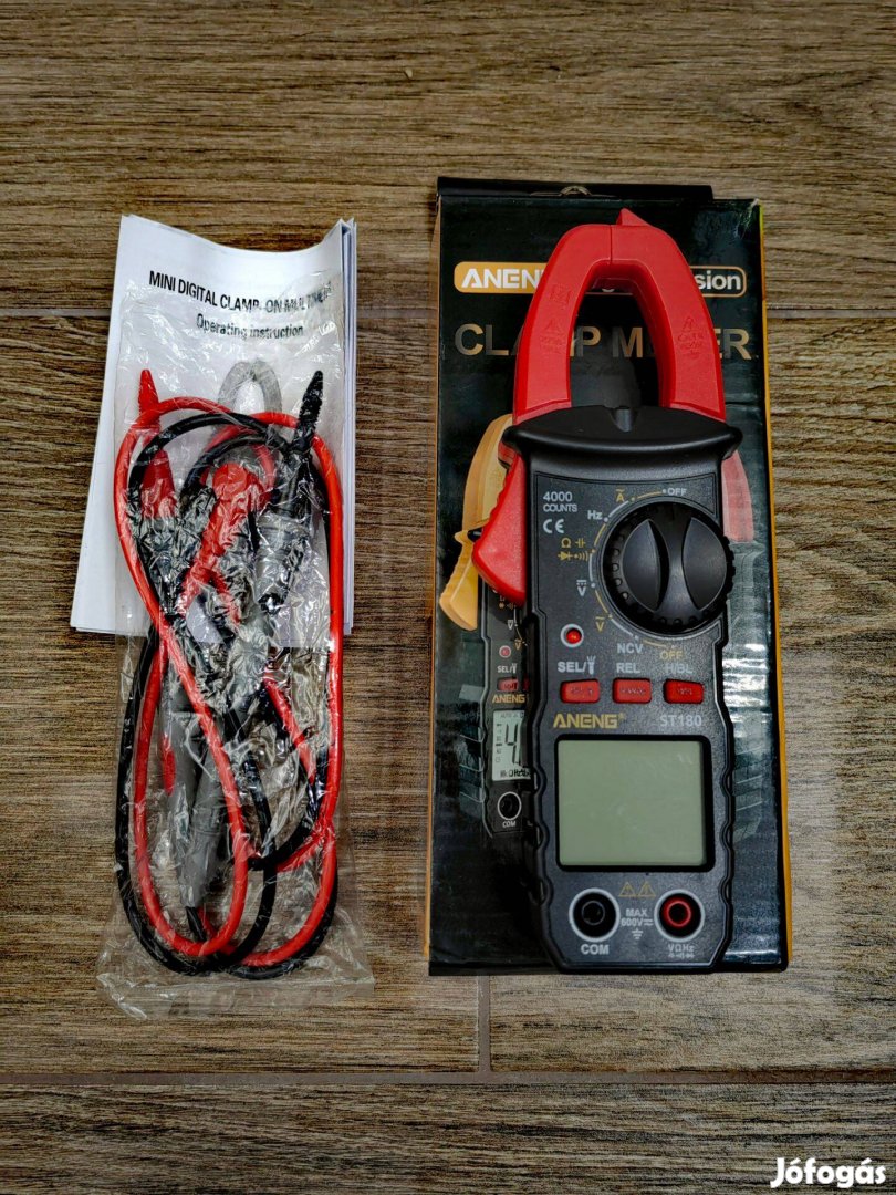 Lakatfogós multimeter, ST180