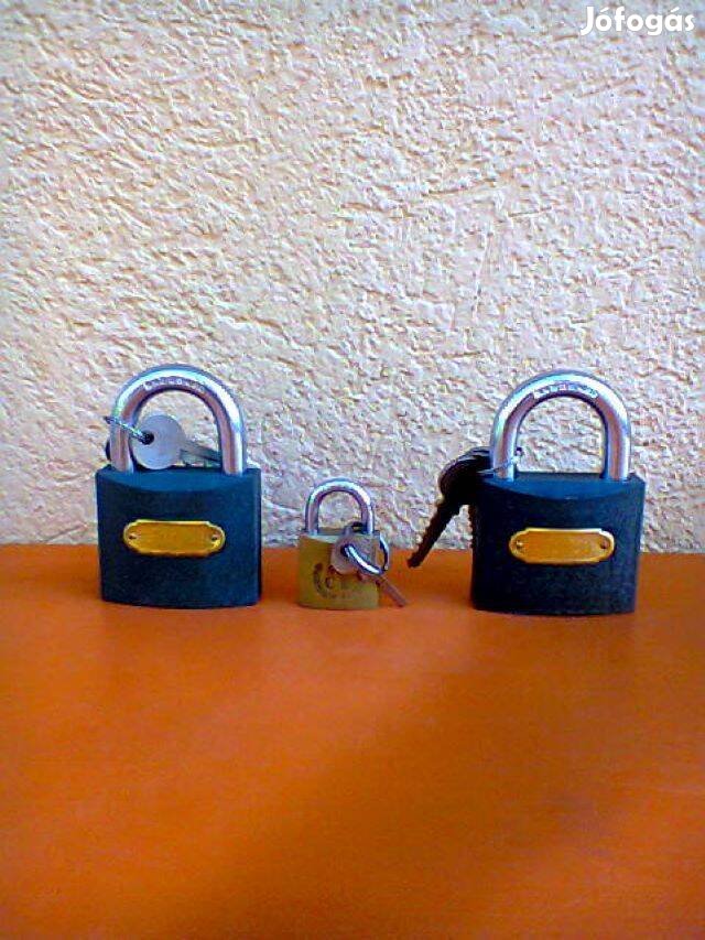 Lakatok eladók