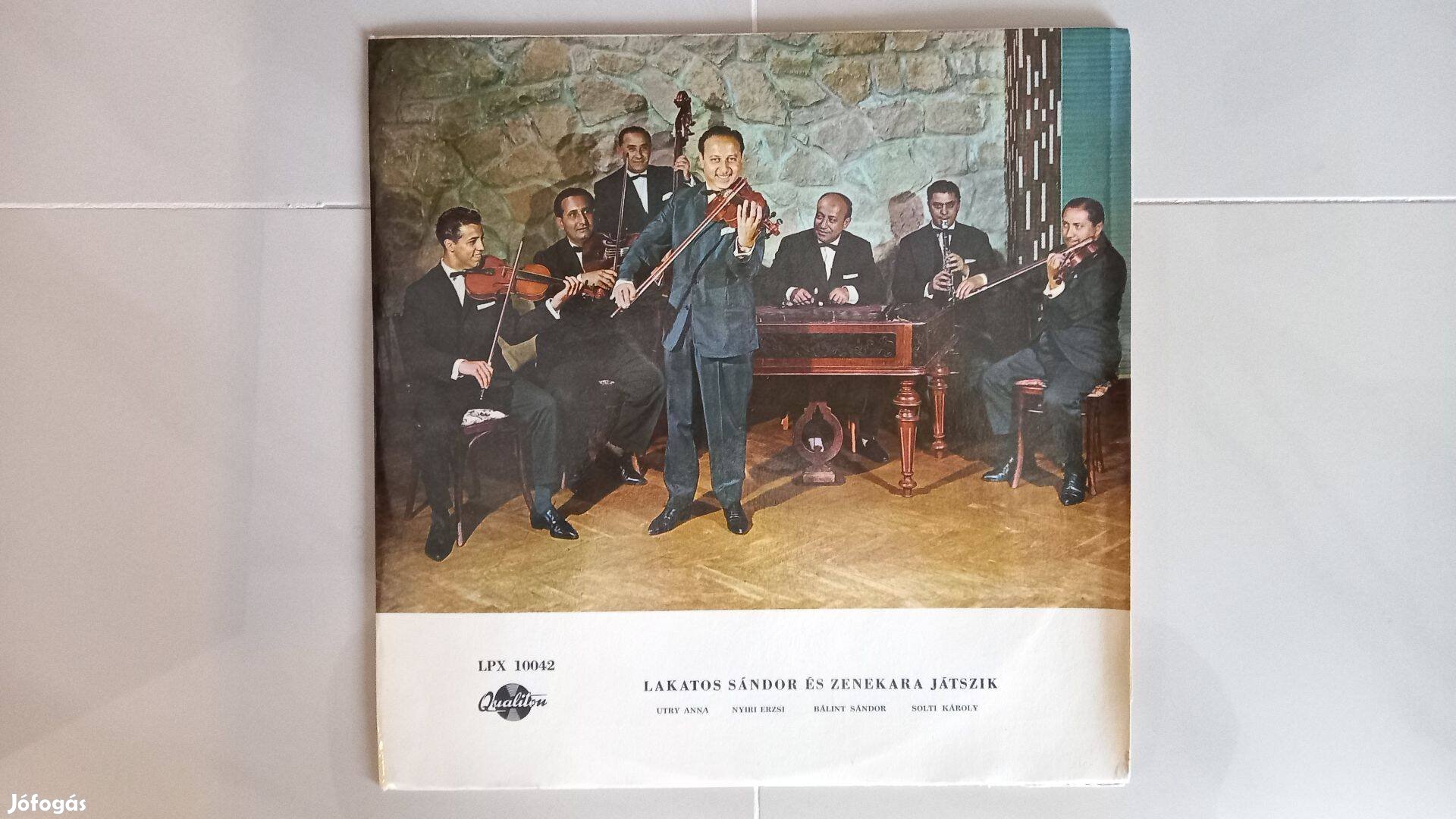 Lakatos Sándor és zenekara játszik (LP)