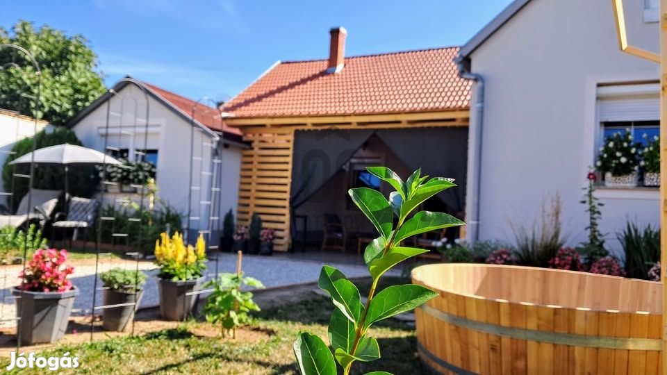 Lakhatási és vállakozási lehetőség egyben