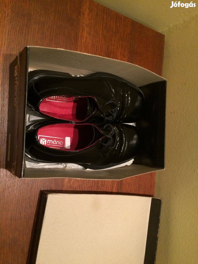 Lakk cipő alkalmi cipő 44-es új