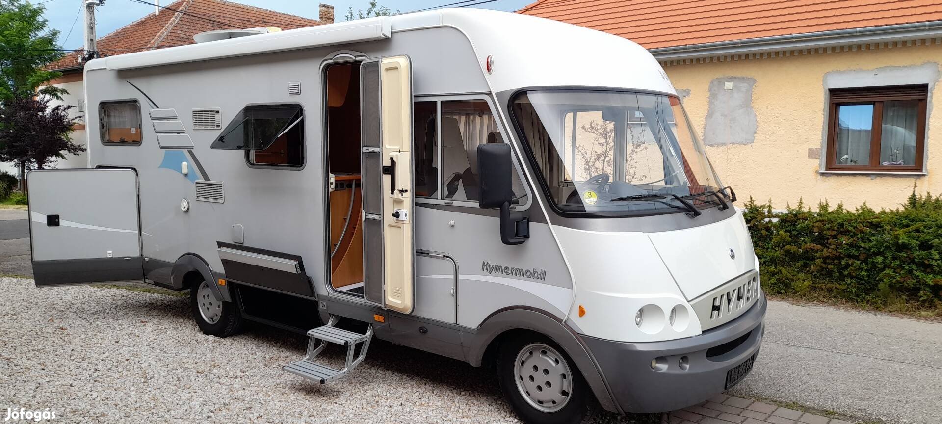 Lakóautó  Hymer B 614 Klíma, Tempomat, Napelem 