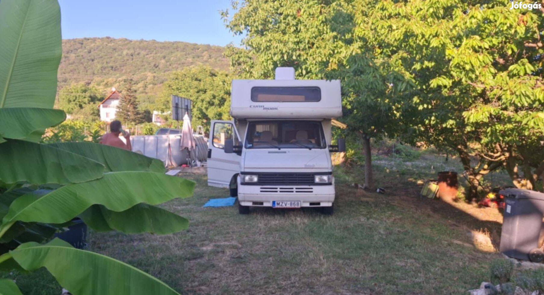 Lakóautó eladó