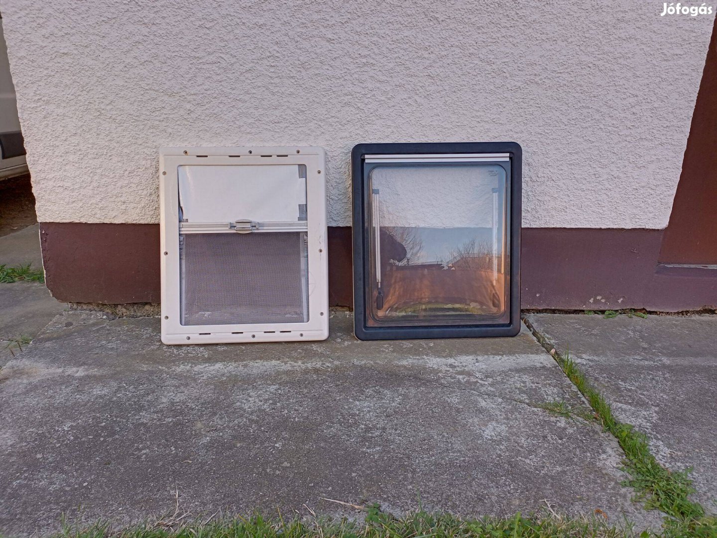 Lakóautó-lakókocsi ablak eladó